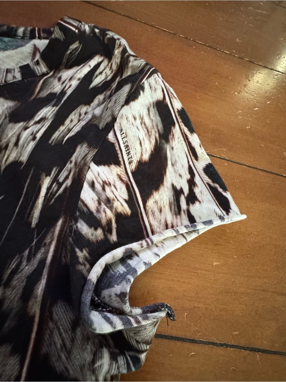 All Saints Women's Abstract Feather-Print Short Sleeve Top - Black/Green - Picture 5 of 9